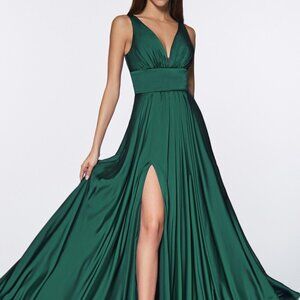 NWT Emerald V-Neck Satin Leg Slit Prom formal maxi long leg slit Dress CD7469